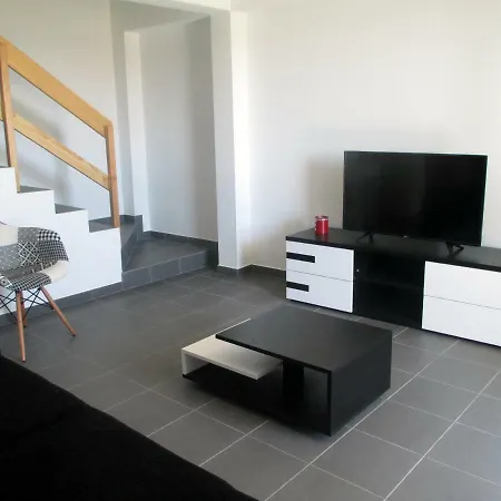 Melo's Place Madalena (Azores)