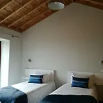 Melo's Place *