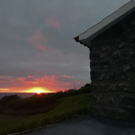 Melo's Place Madalena (Azores)