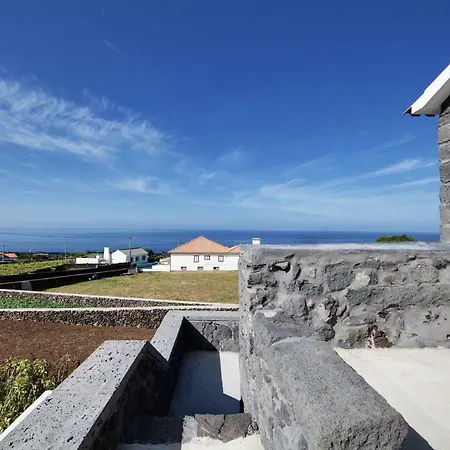 Holiday home Melo's Place Madalena (Azores)