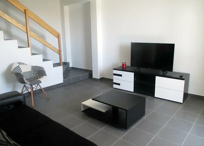 Melo's Place Madalena (Azores)