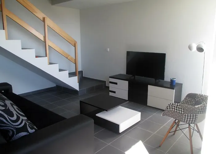 Holiday home Melo's Place